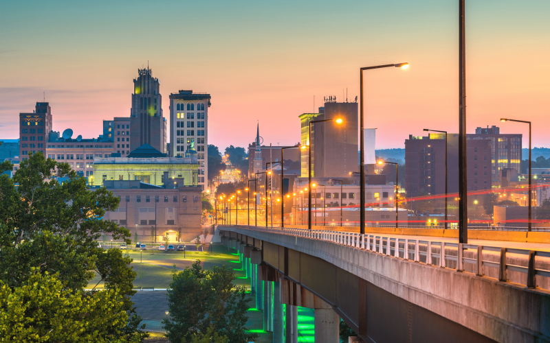 Youngstown, Ohio, USA downtown skyline at twilight